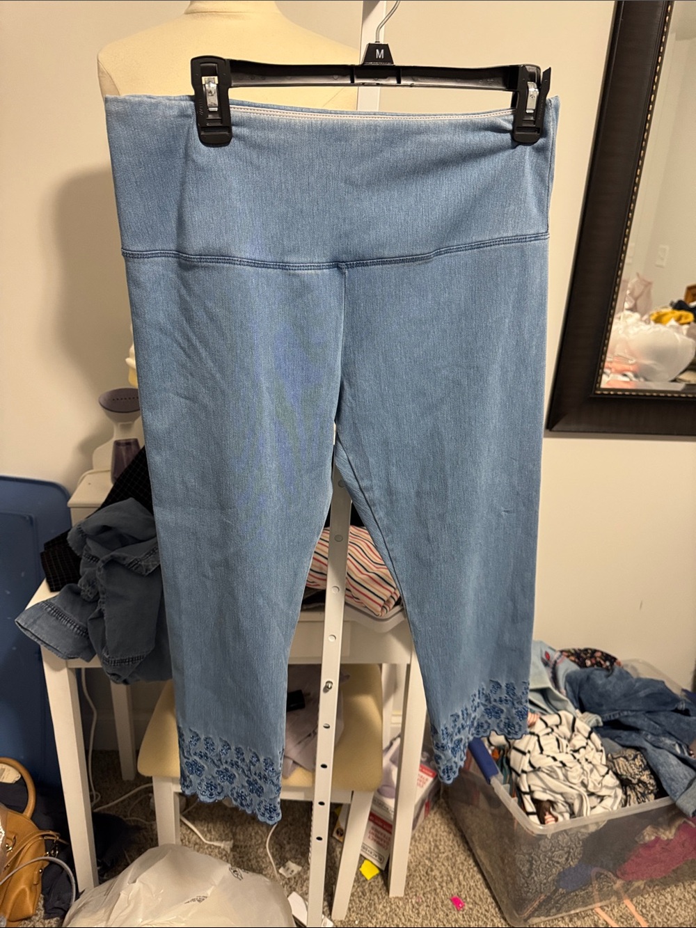 Women’s Light Blue Embroidered Hem  Capri leggings